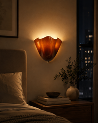 OCS - Bellino sculpturale wandlamp van amberkleurig glas