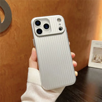 For iphone 17 16 Pro Max 17 Pro Case Hard Titanium Glossy Corrugated Stripe Anti-Fingerprint Back Cover For iphone 17 Pro Shell