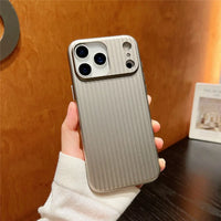 For iphone 17 16 Pro Max 17 Pro Case Hard Titanium Glossy Corrugated Stripe Anti-Fingerprint Back Cover For iphone 17 Pro Shell