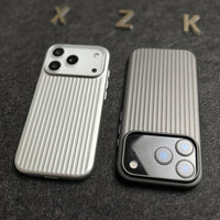 For iphone 17 16 Pro Max 17 Pro Case Hard Titanium Glossy Corrugated Stripe Anti-Fingerprint Back Cover For iphone 17 Pro Shell