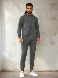 The Southern Atelier - Full-Zip Hoodie with Fleece Lining and Pockets for Workouts and Everyday Wear
